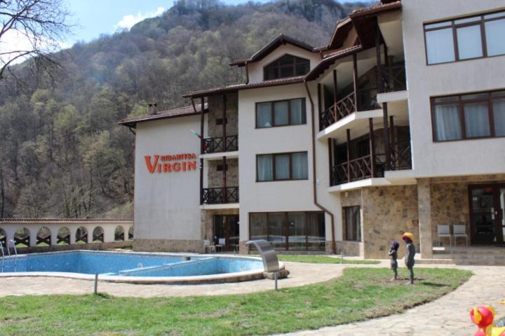 Family Hotel Virgin Ribaritsa Exterior foto
