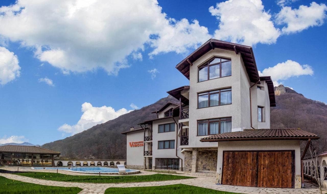 Family Hotel Virgin Ribaritsa Exterior foto